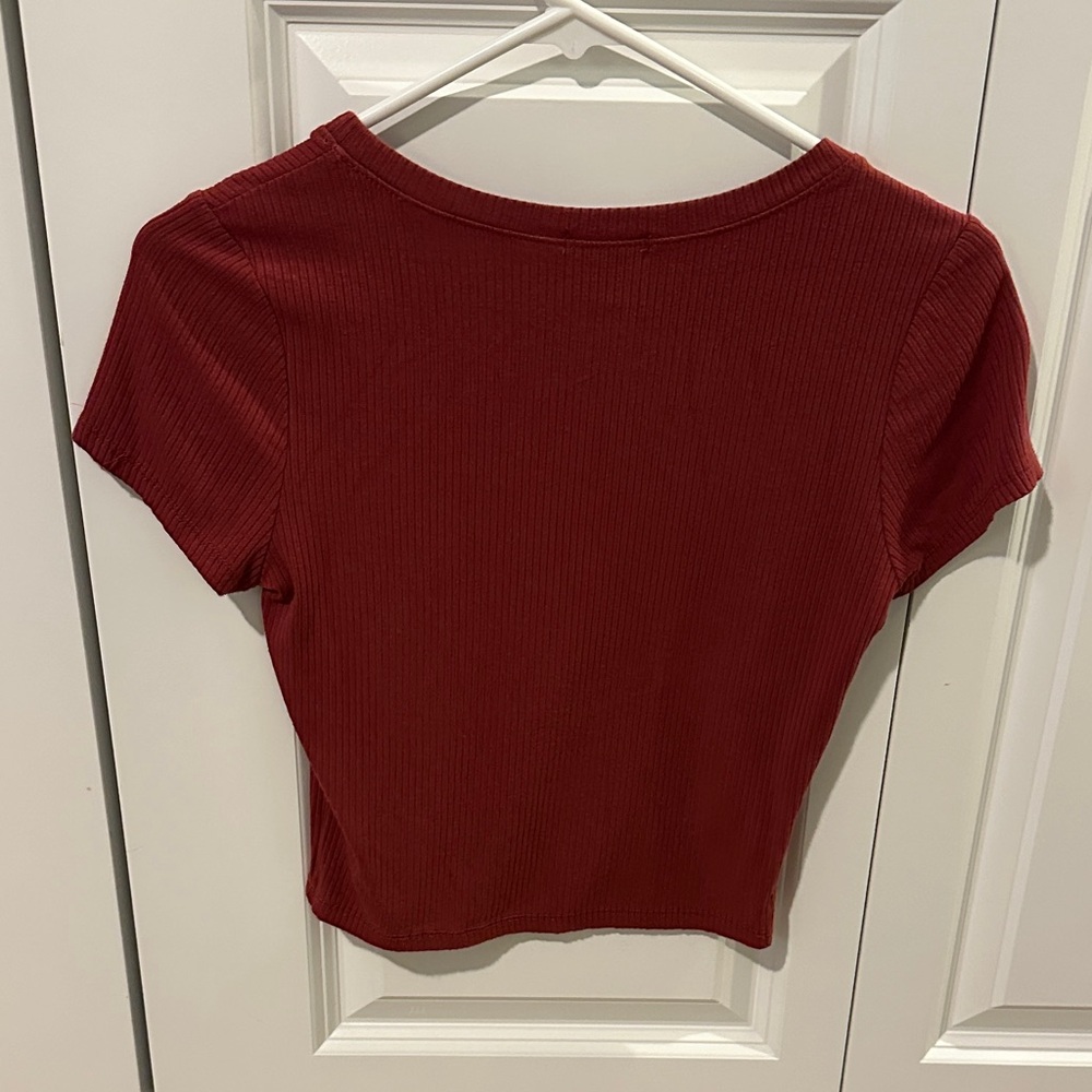 Bozzolo Ribbed Red Crop Top - Picture 2 of 2